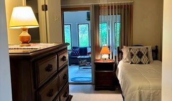 1 Butternut Cir 1, Avon, CT 06001