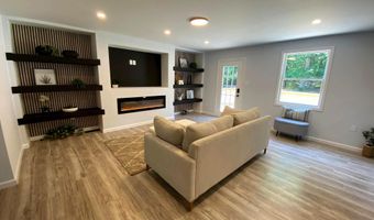 862 MAPLE Ave, Atco, NJ 08004