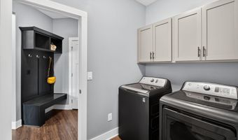 5219 Springbrook Dr, Ames, IA 50014