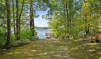 396 Mica Point Rd, Barrington, NH 03825