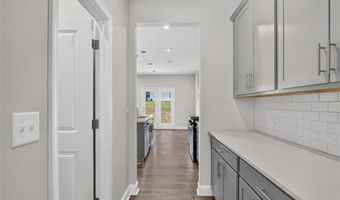 107 Ledgemont Way, Acworth, GA 30101