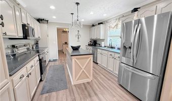 55 Kelley Rd, Batesville, AR 72501