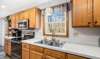 120 Colbath Rd, Barnstead, NH 03225