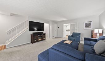 5376 Tartan Ln 32, Columbus, OH 43235