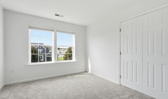 42222 CAMERON PARISH Dr, Ashburn, VA 20148