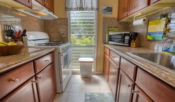 35 Walaka St L-204, Kihei, HI 96753