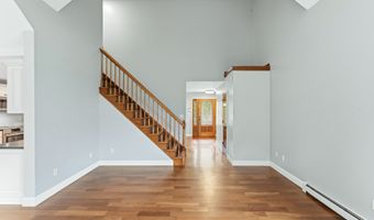287 S Bear Hill Rd, Chaplin, CT 06235