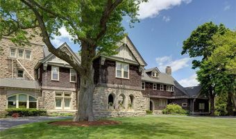 127 Harrison Ave 7, Newport, RI 02840