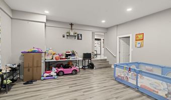 227 W GRAISBURY Ave, Audubon, NJ 08106