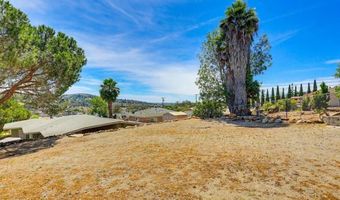 9832 Estrella Dr, Spring Valley, CA 91977