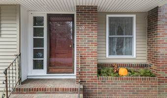 10 Penley St E, Augusta, ME 04330