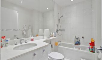 3690 NE 199th St 3690, Aventura, FL 33180