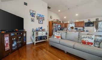 257 Sandlewood Dr, Bayville, NJ 08721