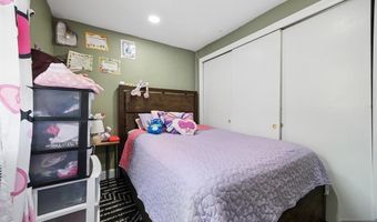 26 Liberty St, Andover, NJ 07801