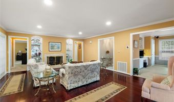 211 Hidden Creek Dr, Advance, NC 27006