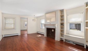 292 Boulevard, Middletown, RI 02842