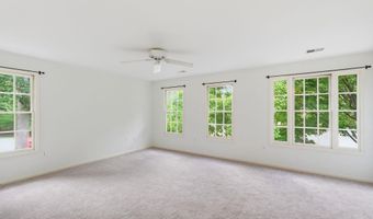 2904 N 4TH St N, Arlington, VA 22201