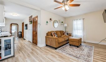 705 Prairie St, Adel, IA 50003