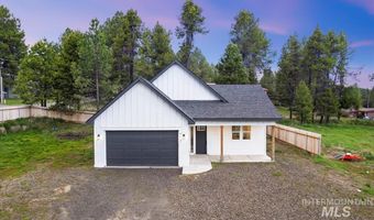 412 Antonette Cir, Cascade, ID 83611