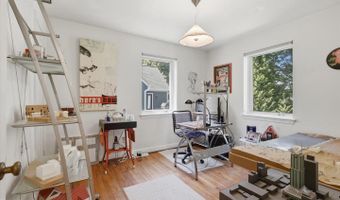 9612 PAGE Ave, Bethesda, MD 20814
