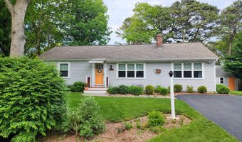 190 Forest Rd, South Yarmouth, MA 02664