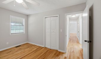 736 Wolfskin Rd, Arnoldsville, GA 30619