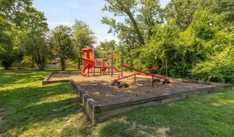 8221 DOCTOR CRAIK Ct, Alexandria, VA 22306