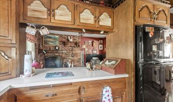 922 Warwick Tpke, Alloway, NJ 07421