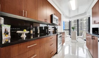 20281 E Country Club Dr 1114, Aventura, FL 33180