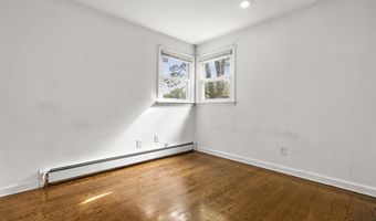 130 Ashton St, Bridgeport, CT 06606