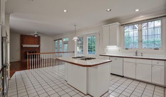 10307 FLEMING Ave, Bethesda, MD 20814