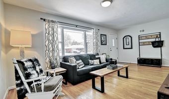 8314 Horst Dr, Affton, MO 63123