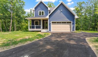 907 Richville Rd, Standish, ME 04084