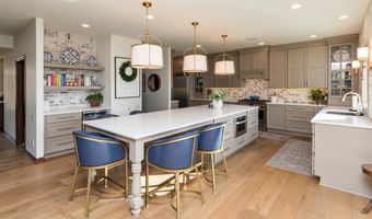 1407 NE 47th St, Ankeny, IA 50021