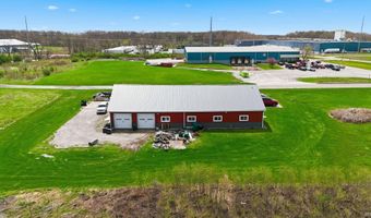 135 E Brown Dr, Avilla, IN 46710