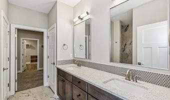 312 W Boxthorn Dr, Andover, KS 67002