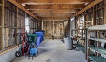 39 Walcott Ave, Jamestown, RI 02835