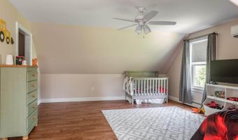 123 Lasalle Dr, Bangor, ME 04401