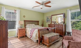 89 Lisbon Rd, Canterbury, CT 06331