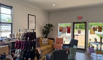 704 S Main St, Bentonville, AR 72712