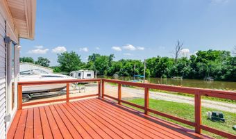 38717 N Lake St, Antioch, IL 60002