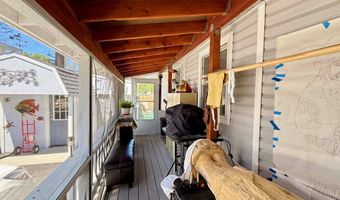 30 A St, Cascade, ID 83611
