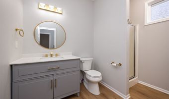 821 NW 21st Ct, Ankeny, IA 50023