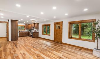 285 SPRUCE St, Alpine, WY 83128