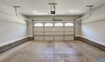 14300 Peek Dr, Athens, AL 35611