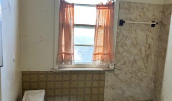 402 Rosedale St, Carlsbad, NM 88220