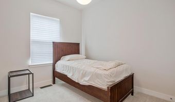 138 SUMMIT POINT Blvd, Bowie, MD 20716