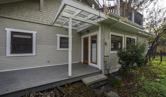 126 Nursery St, Ashland, OR 97520