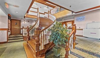 383 Metacom Ave, Bristol, RI 02809