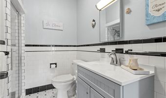 30 Pomham St, Cranston, RI 02910